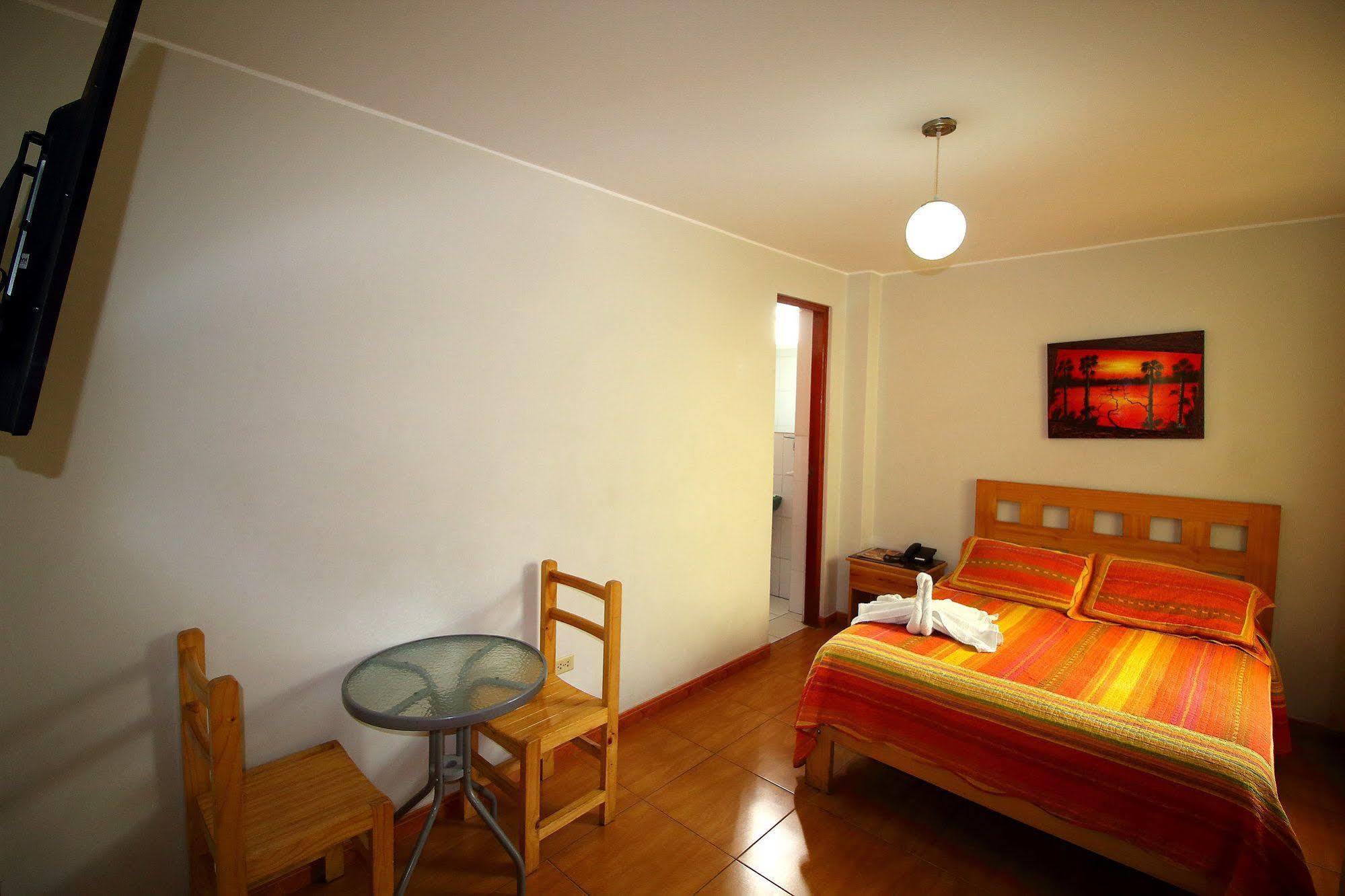 Takora Inn Tacna Exterior photo