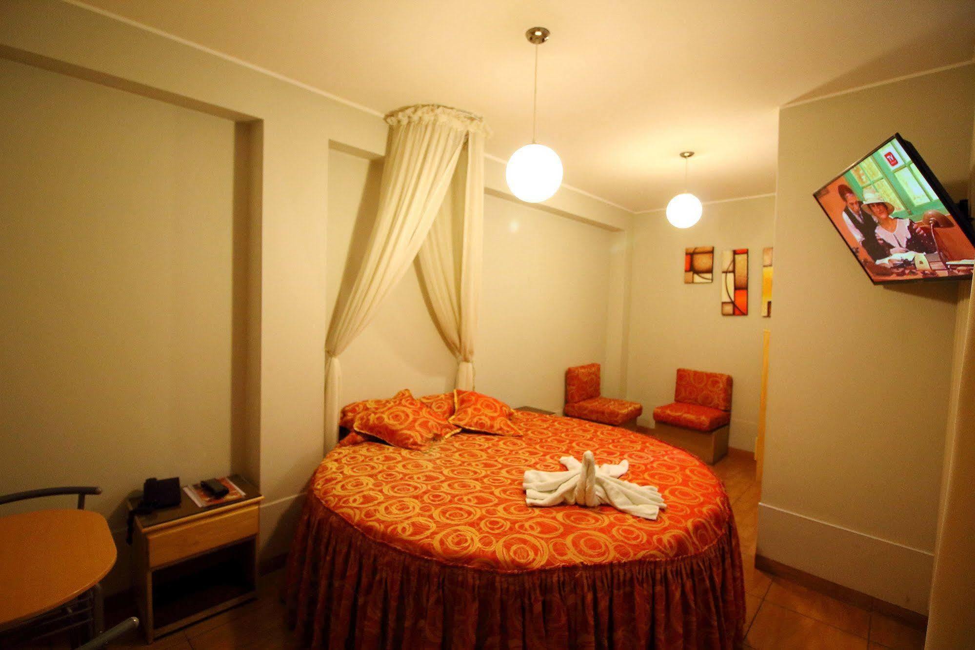 Takora Inn Tacna Exterior photo
